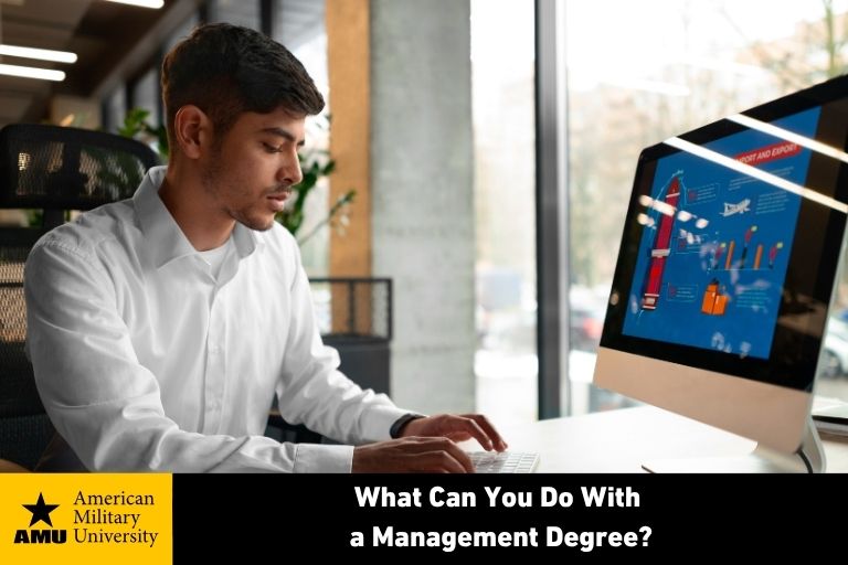 what-can-you-do-with-a-management-degree management degree student
