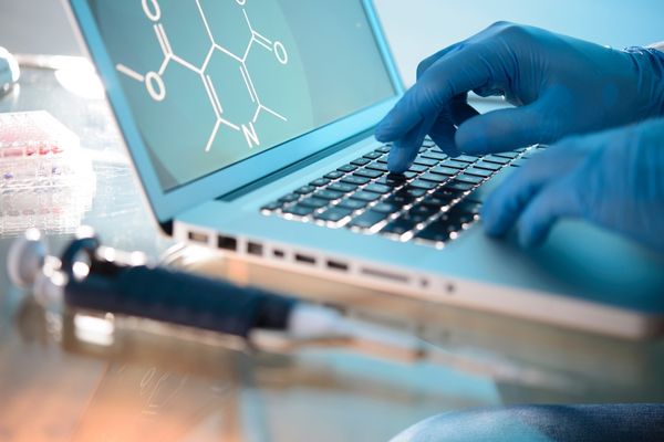 what jobs can you get with a health science degree